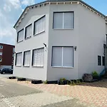 Casino 2*
